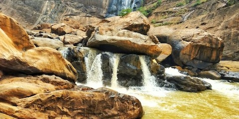 Duduma Waterfalls